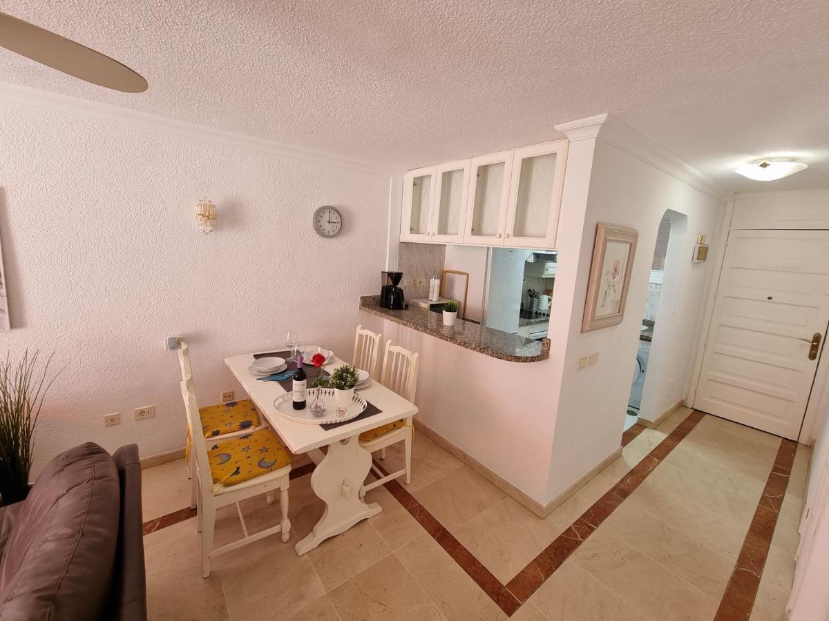Casa Teide, Ground Floor Apartment Parque Santiago 1, Heated Pool, 100 M To Sea And Beach, Wifi Playa de las Américas Exterior foto