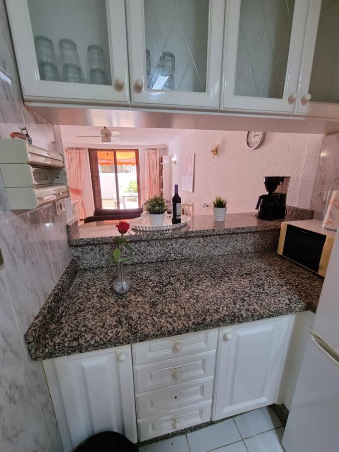 Casa Teide, Ground Floor Apartment Parque Santiago 1, Heated Pool, 100 M To Sea And Beach, Wifi Playa de las Américas Exterior foto